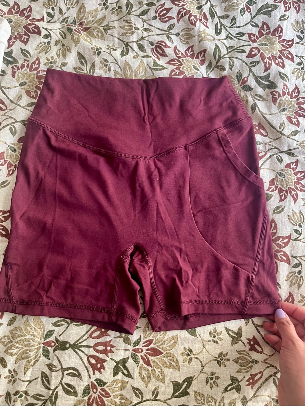 Women's High-Rise Athletic Shorts in Burgundy with Side Pocket